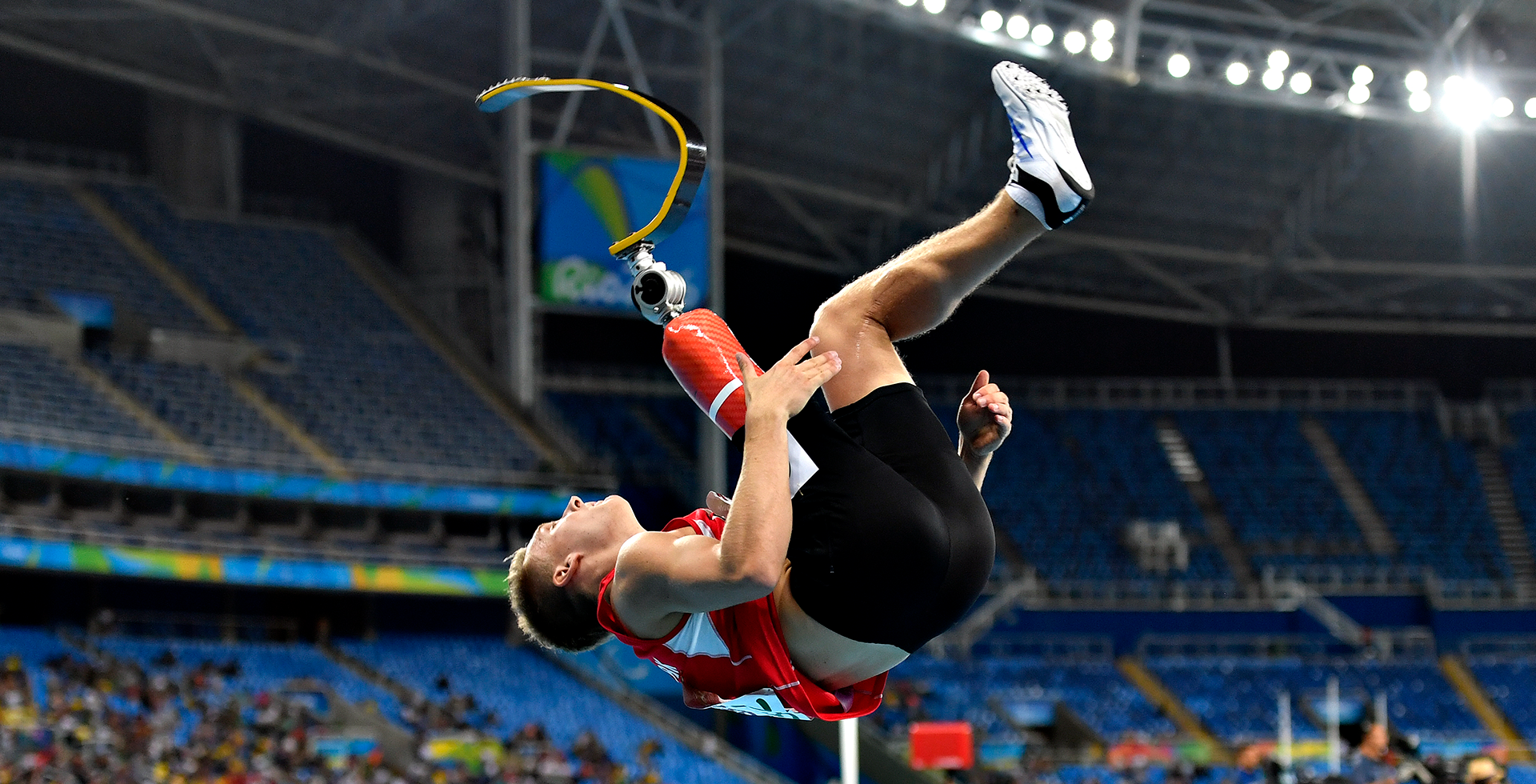 新春走基层丨村支书“组团”开播 抢销沃柑.